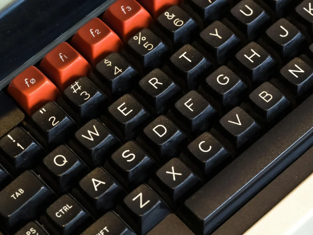 Quem inventou a função de pular anúncios?
